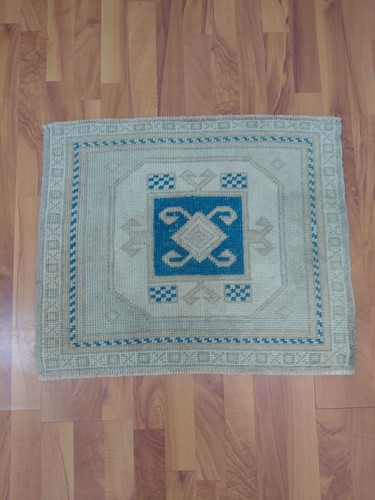 Antique beige rug square - rug,
